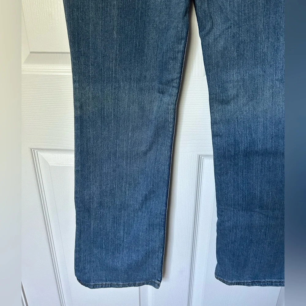 Levi’s 518 Super Low Bootcut Slim Fit Blue Distressed Denim Size Juniors 13 NWT - Picture 3 of 8